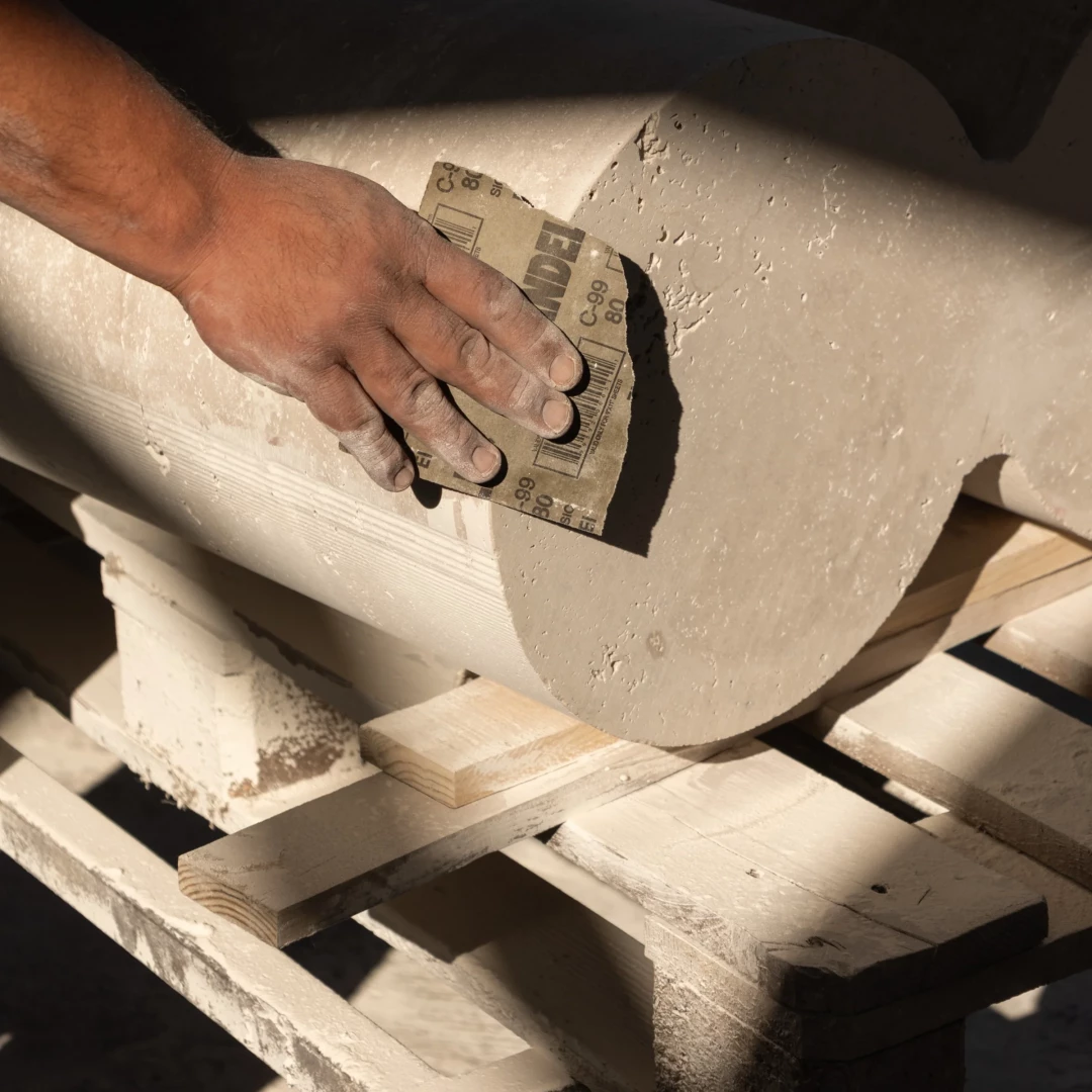 M_008 Console - Image 5