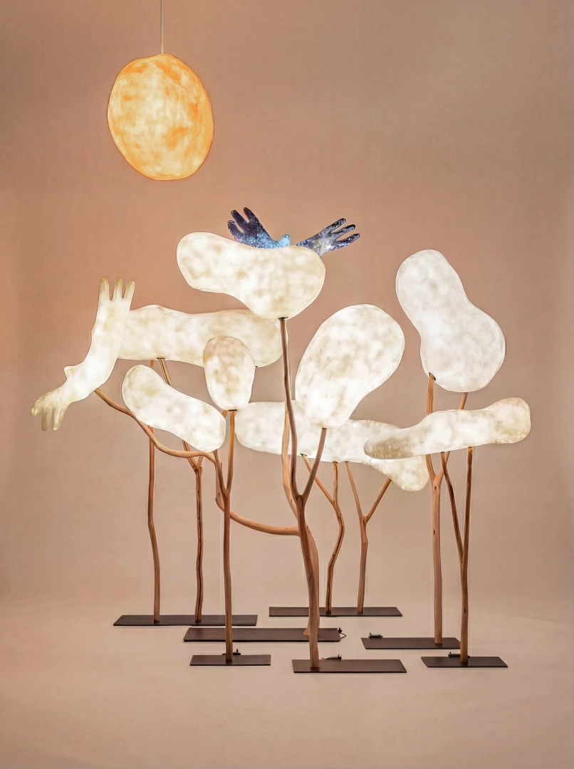 Above the sun only sky