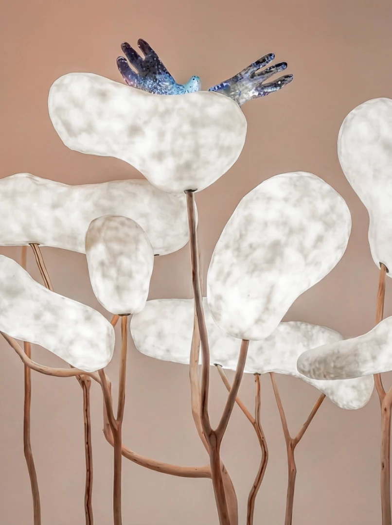 Above the sun only sky