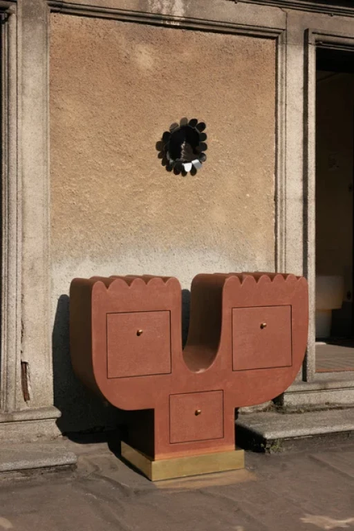 The Castilla Console