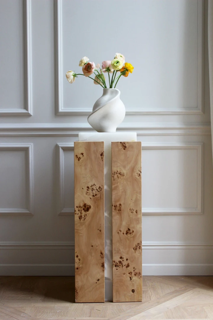 Como plinth - Image 3