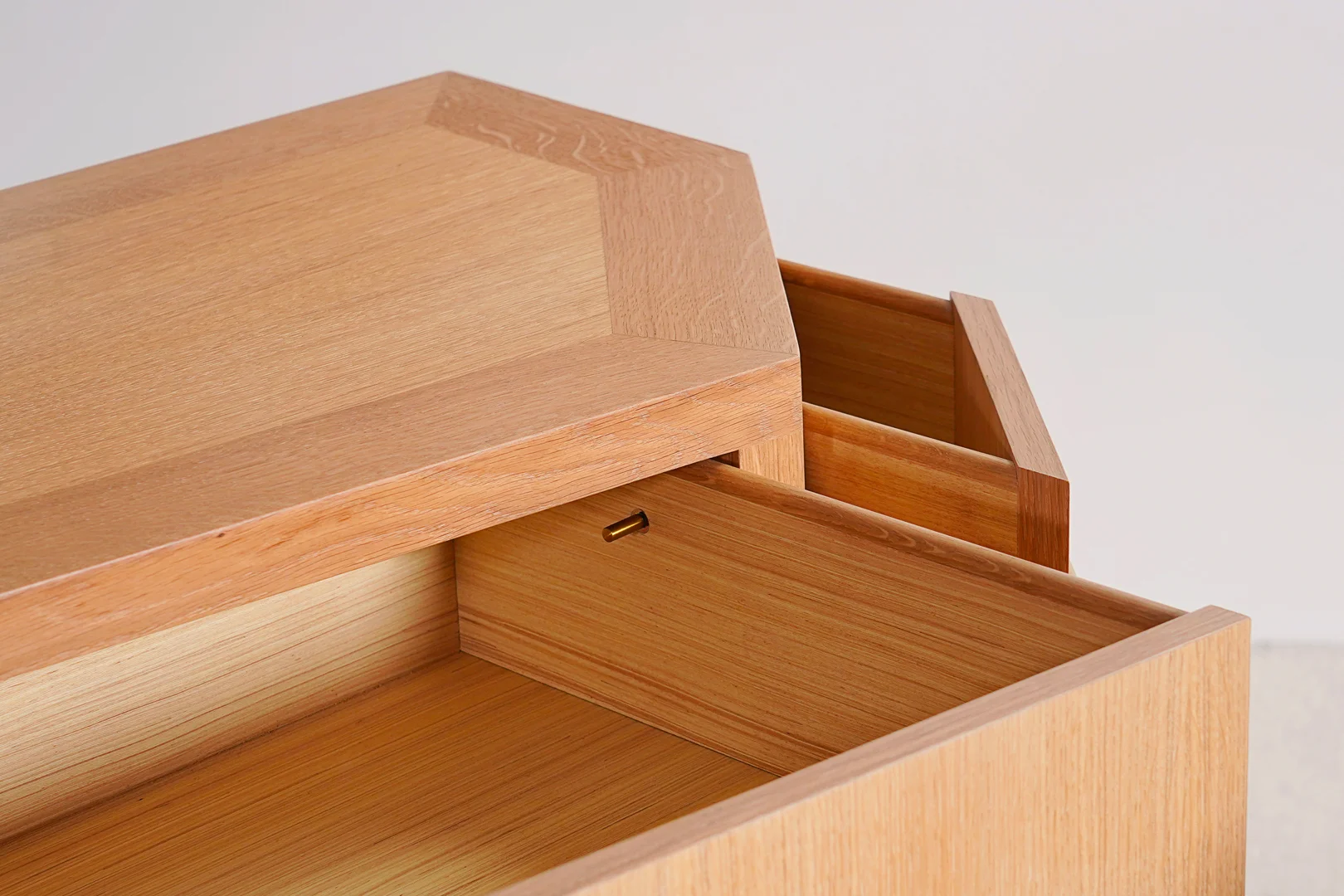 Delta Chest of Drawers - Image 7