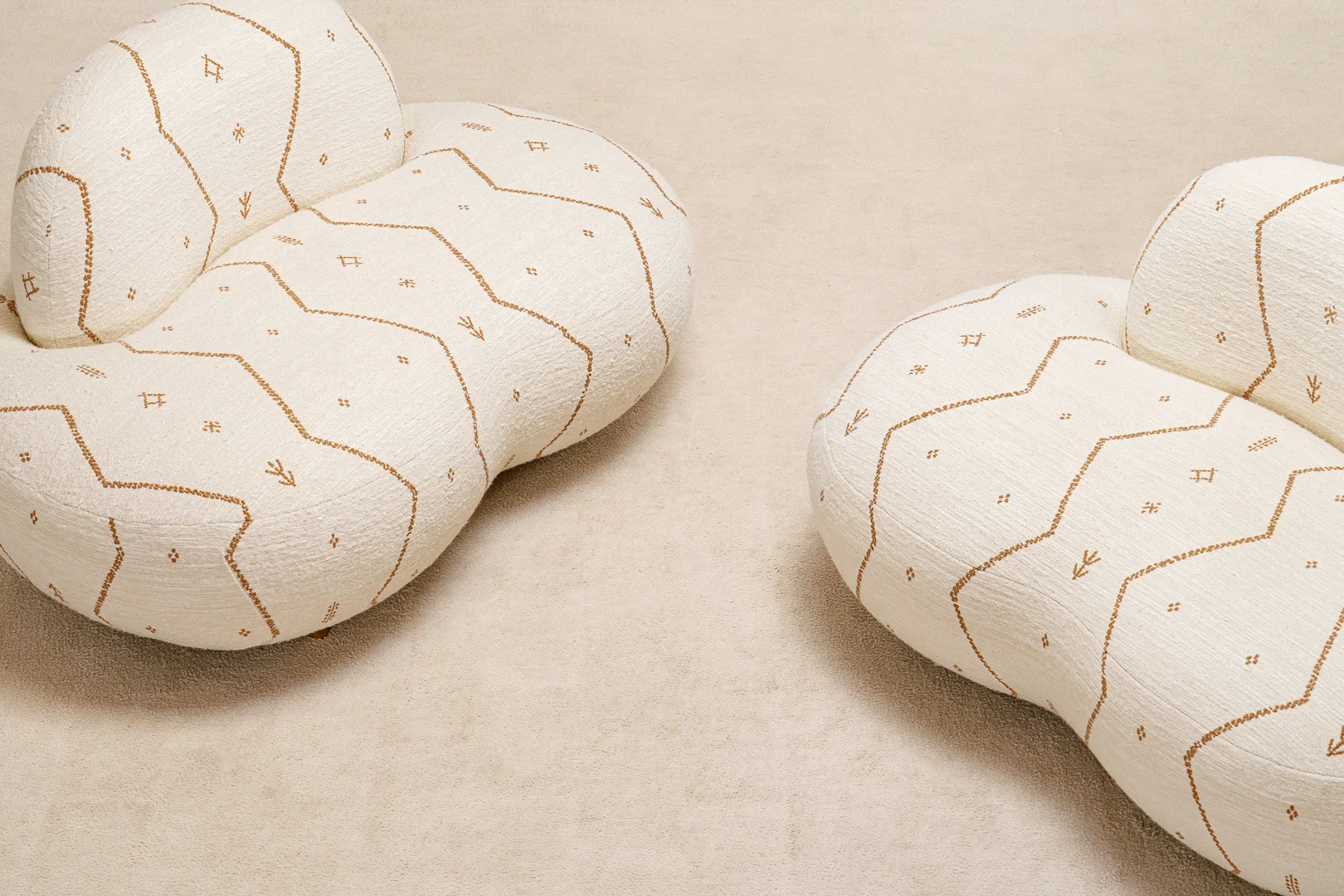 Jane Lounge Chair - Image 9