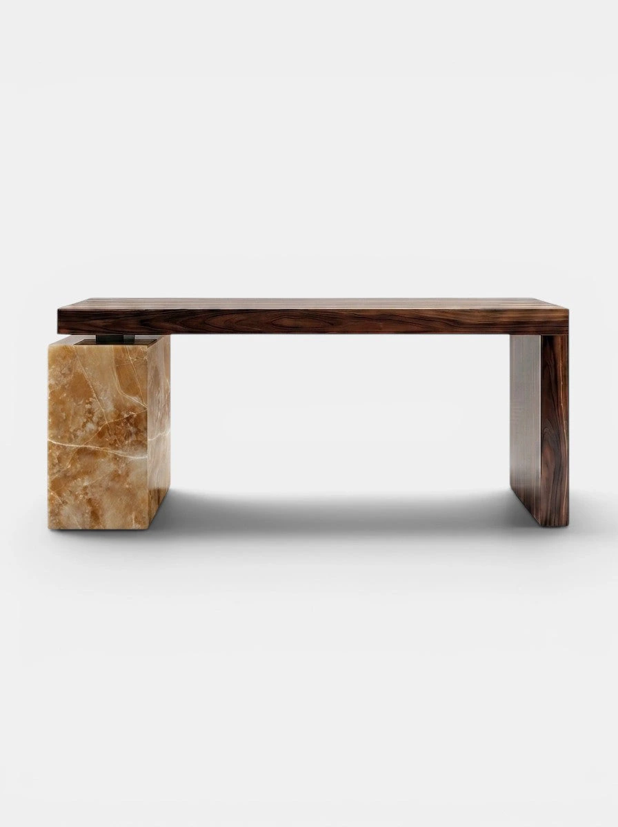 Nina Desk